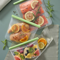 Набор из 3-х плоских пакетов для хранения продуктов, 500 мл + 1 л + 1.5 л, силикон, зеленый, серия Reuse & Reduce, LEKUE, Испания_00817020064411062677.jpg