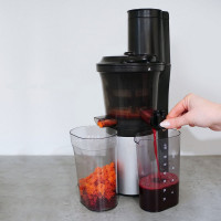 Соковыжималка шнековая, нержавеющая сталь, пластик, черный, CASO, Германия_00817850061759158760.jpg