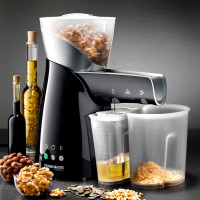 Маслопресс, пластик, черный, ROMMELSBACHER, Германия_00805320062427472146.jpg