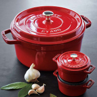 Кокот круглый, 2,6 л, 22 см, чугун, вишневый, серия La Cocotte, STAUB, Франция_00795640051024132153.jpg