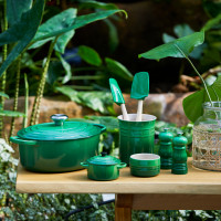 Подставка для кухонных аксессуаров, керамика, 1,1 л, зеленый, серия Bamboo Green, LE CREUSET, Франция_00807430058994391825.jpg