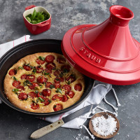 Чугунный тажин, 28 см, чугун, черный/вишневый, STAUB, Франция_00795650055134388438.jpg