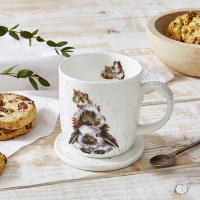 Кружка с подставкой «Свинка посередке», 310 мл, костяной фарфор, белый, декор, серия Wrendale Designs, ROYAL WORCESTER, Великобритания_00810000049216175711.jpg