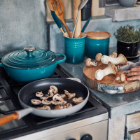 Емкость для хранения лопаток, 1,1 л, керамика, лазурь, серия Deep Teal, LE CREUSET, Франция_00801110061817465523.jpg