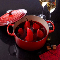 Чугунная эмалированная кастрюля , 1,8 л, 18 см, красный, серия Cerise, LE CREUSET, Франция_00797450033179113209.jpg