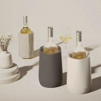 Ведро для охлаждения вина Hexo, переработанный пластик, графит, VACU VIN, Нидерланды_00818750067764433998.jpg