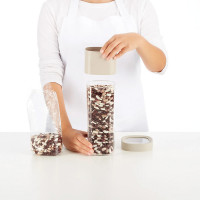 Набор контейнеров для сыпучих продуктов, 5 предметов, пластик, силикон, бежевый, серия Flip Storage, LEKUE, Испания_00817020063610676411.jpg