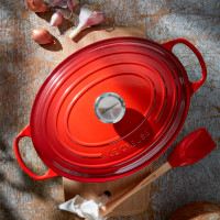 Чугунная эмалированная утятница овальная, 4,1 л, 27 см, красный, LE CREUSET, Франция_00797450035044072309.jpg
