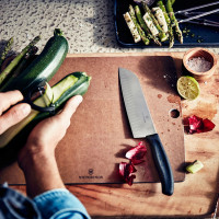 Нож кухонный Сантоку Swiss Classic 17 см, VICTORINOX, Швейцария_00803010081702651963.jpg