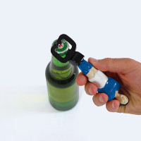 Открывалка для бутылок Foosball, металл, голубой, серия Football, DOIY, Испания_00822830066783086515.jpg