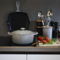 Емкость для хранения лопаток, 1,1 л, керамика, серый, серия Mist Grey, LE CREUSET, Франция_00801110067301803708.jpg
