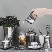 Турка для кофе с ложкой «Черная орхидея», размер: 24 х 19 см, материал: нержавеющая сталь, серия Black Orchid, MICHAEL ARAM, США_00805930041098208927.jpg