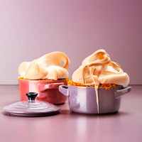 Кокот , 0,25 л, 10 см, керамика, ягодный металлик, серия Pearlized Light Rose Quartz, LE CREUSET, Франция_00803820062901371734.jpg