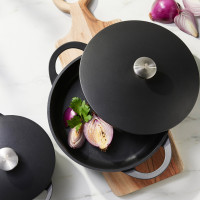 Сотейник с крышкой и накладками на ручки, 28 см, 4 л, алюминий, силикон, черный, серия Agile, MAXWELL WILLIAMS, Австралия_00817070066077165610.jpg