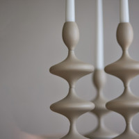 Подсвечник на одну свечу, 29 см, металл, бежевый, серия Vivlend, BERGENSON BJORN, Великобритания_00817540061414257654.jpg