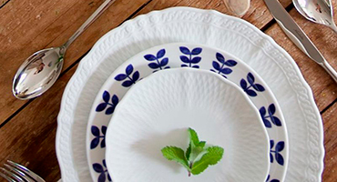 Тарелки и сервировочные блюда