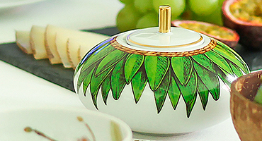 Сахарницы и молочники