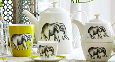 Сервизы и наборы