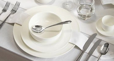 Тарелки и салатники