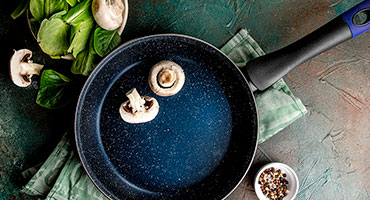 Сковороды и воки