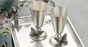 Бокалы и рюмки