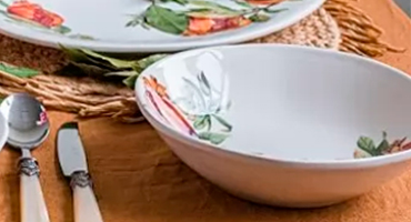 Тарелки и салатники
