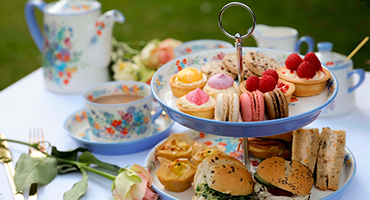 Сервировка стола