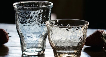 Стаканы и бокалы