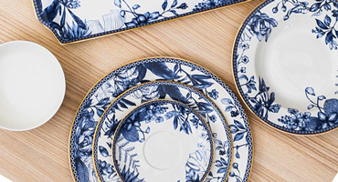 Тарелки и салатники